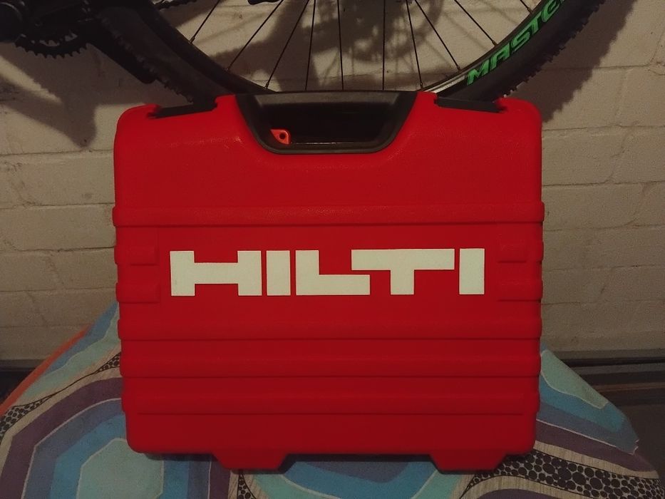 Sprzedam walizki Hilti
