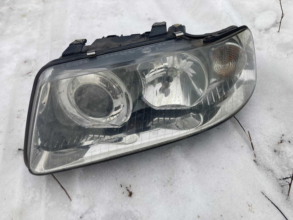 Audi A3 8L LIFT Lampa Lewy przód Kompletna Hella EU
