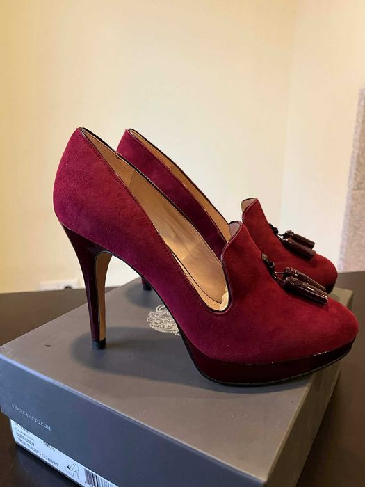 Sapatos Vince Camuto salto alto vermelhos tamanho 38