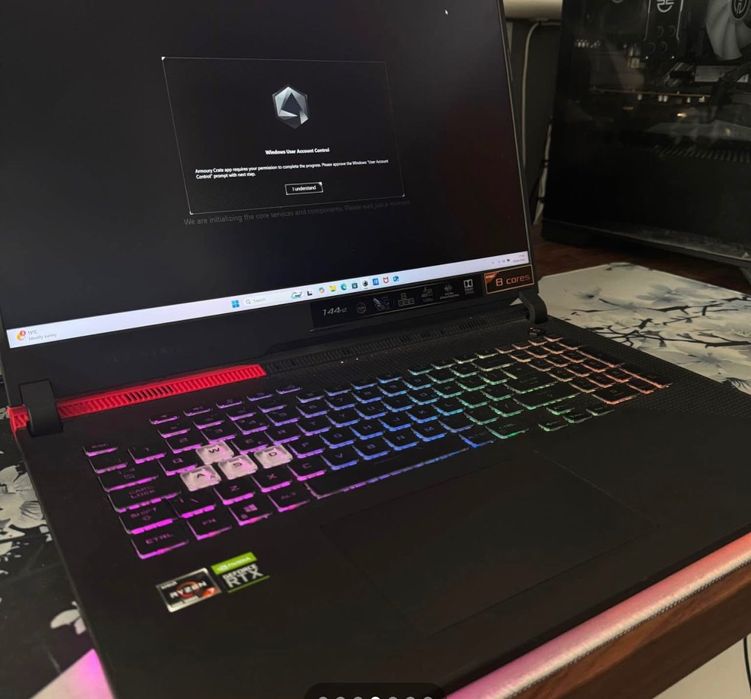 Asus Rog Strix g713