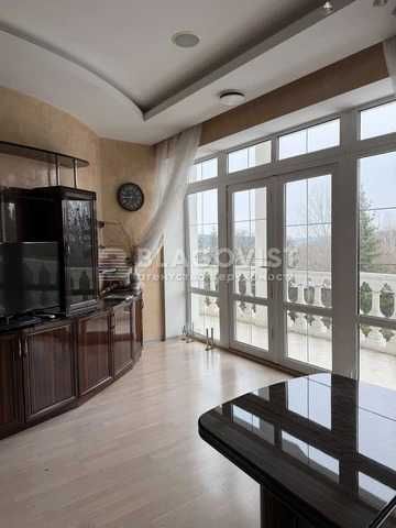 Хлебча - дом 1263 м кв на 140 сотках