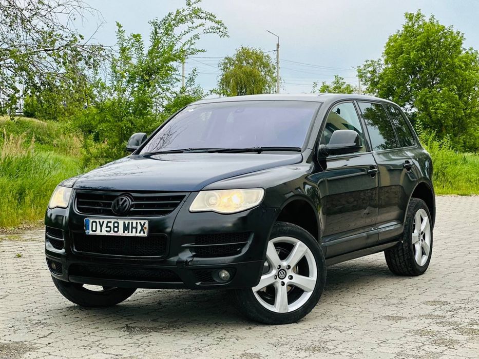 Продам Volkswagen Touareg полный привод в отличном состоянии