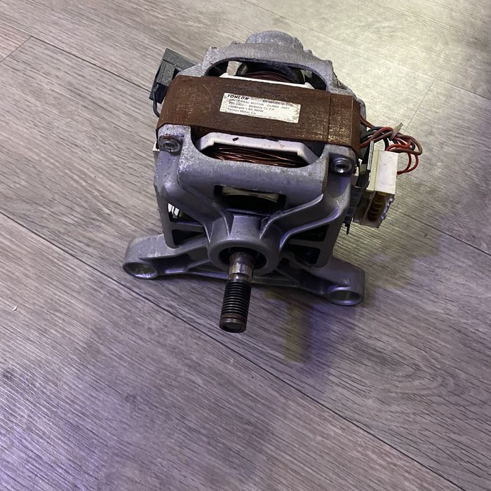 Мотор от стиральной машинки