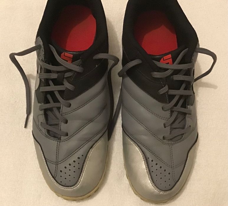 Sapatos de futebol de salão Nike Bomba 5pro