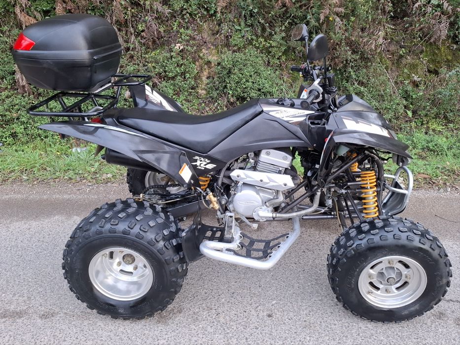 Moto 4 SMC  300 E XLE   2 pessoas