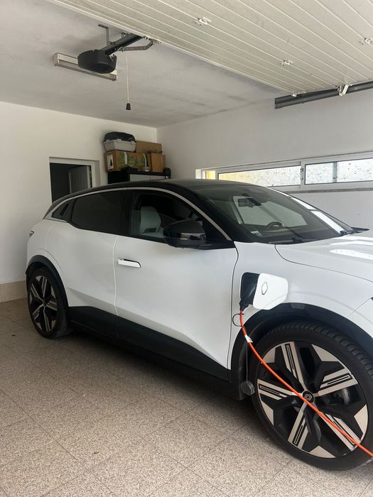 Renault Mégane E-Tech528028462775674884