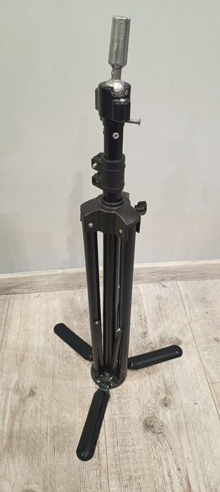 Statyw do główki fryzjerskiej