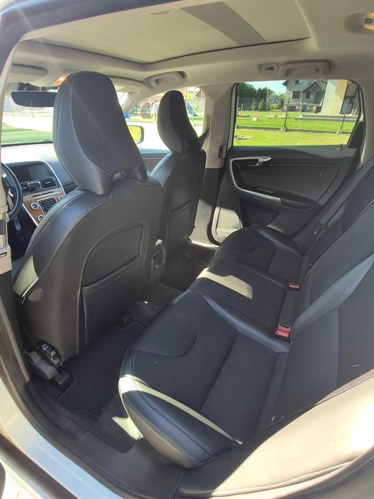 Sprzedam Volvo XC60 2,0D