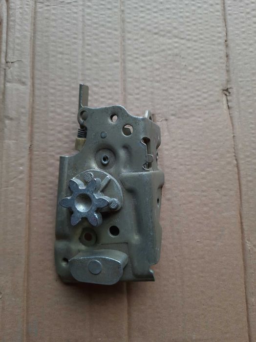 Механізм замка дверей М408-412-2140