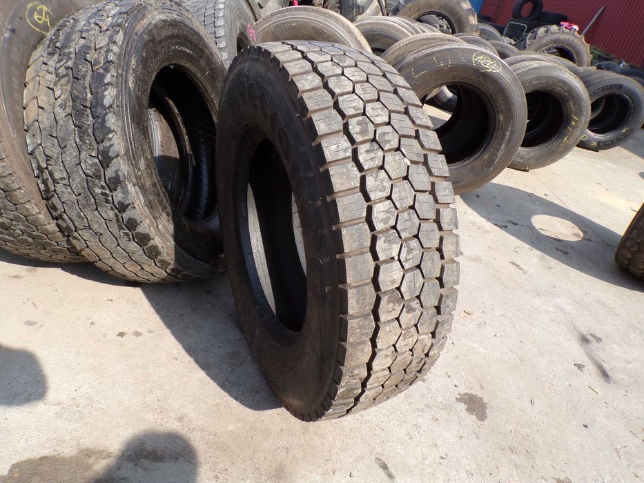Opona 285/70R19.5 FIRESTONE FD 611 (620 netto)