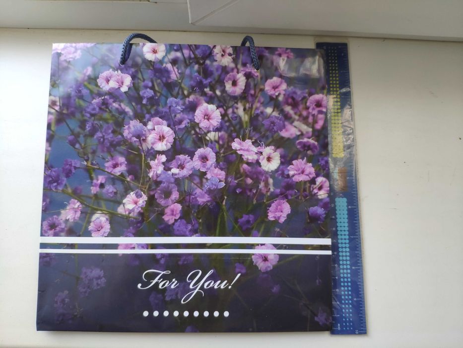 Пакеты подарочные 19х19 фламинго, 23х23 цветы