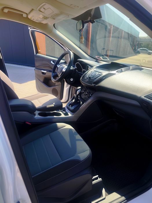 Продам Ford Escape 2014 року