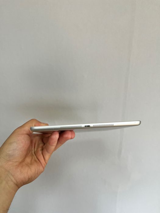 iPad Air 64 GB LTE
