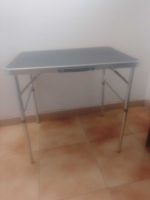 Mesa de campismo