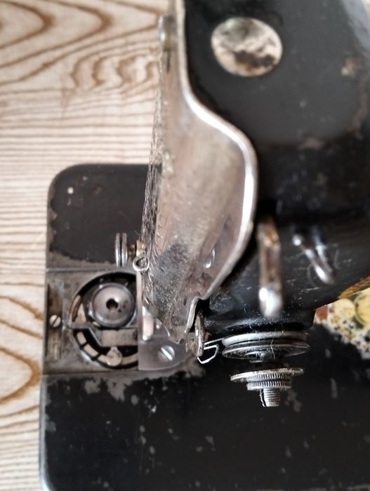 Швейна машинка zinger