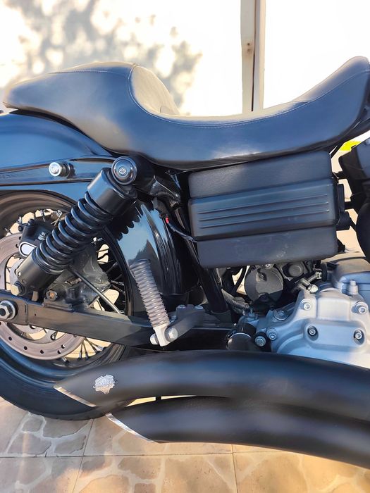 Street Bob em boas condições