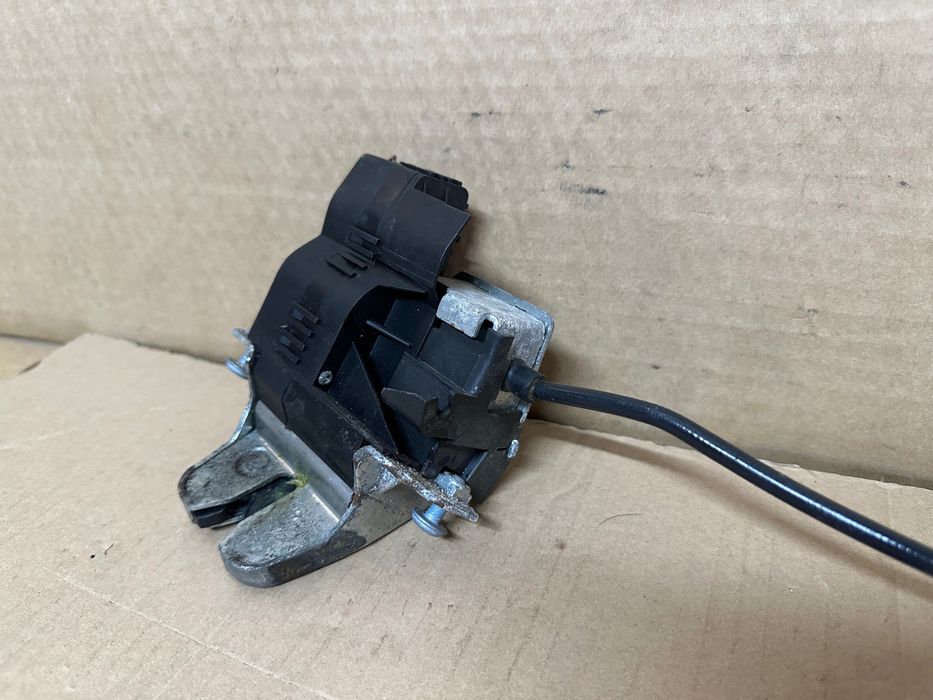 FECHADURA DA TAMPA DA MALA MERCEDES W203 C200 C220 SPORT COUPE