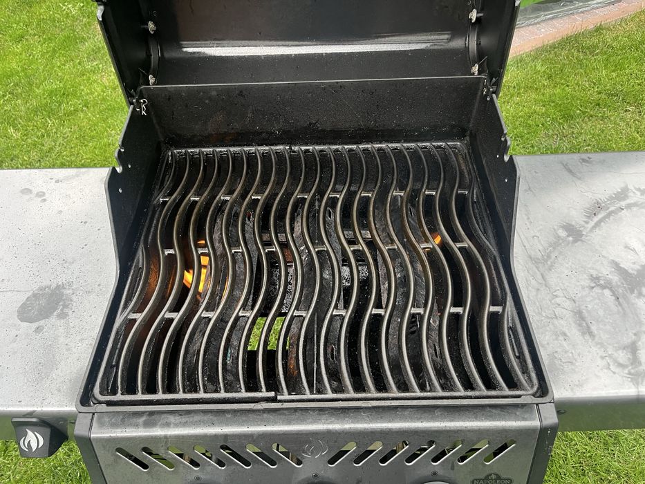 Grill Gazowy Napoleon 365