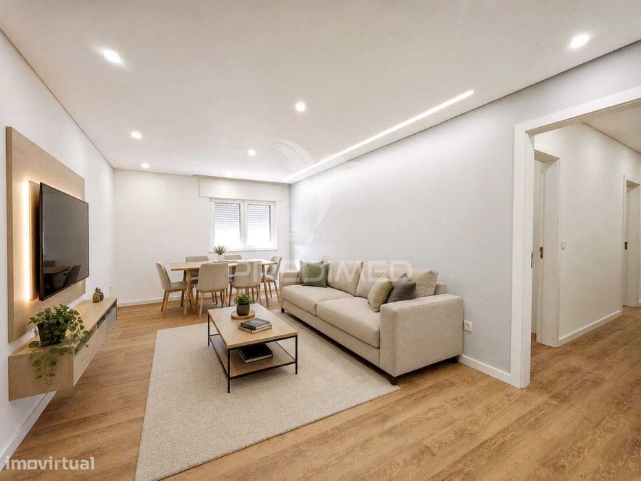 Apartamento T3 Remodelado | 1.º Andar | Coruche