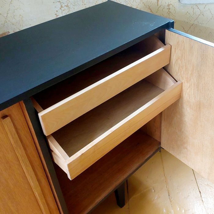 Komoda PRL stylizowana