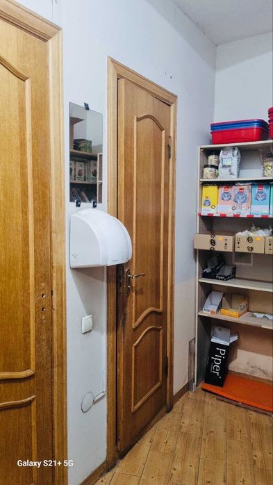 Продам помещение 177 кв.м. на ул.Анні Ахматовой 13,Позняки