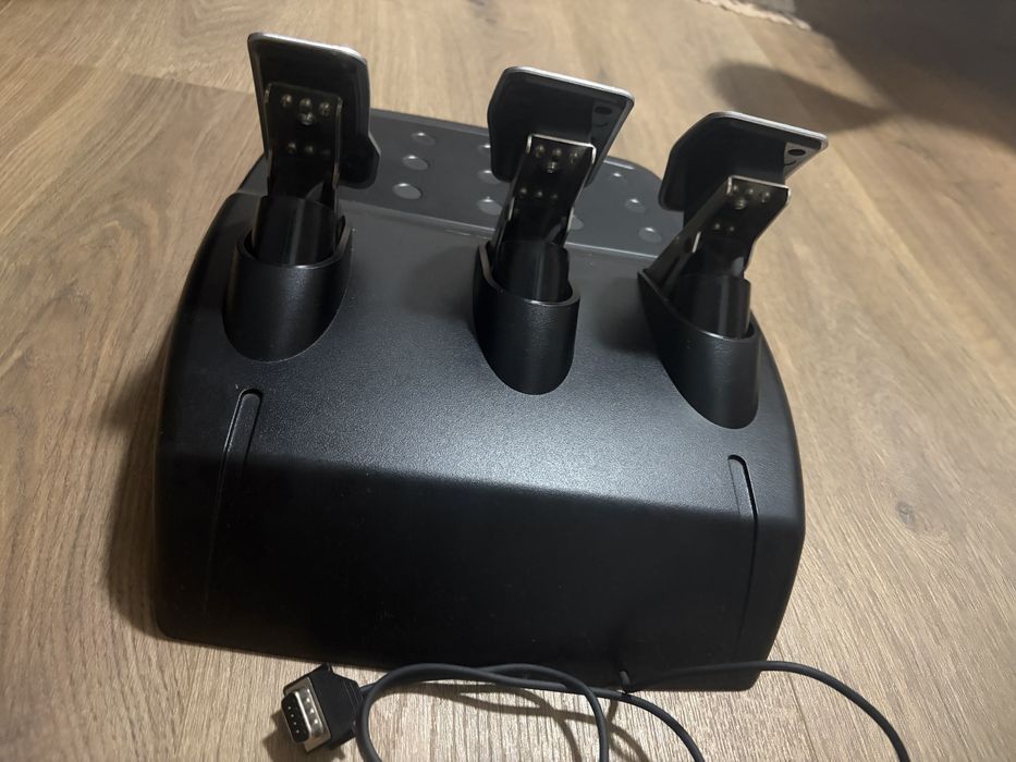 Volante e pedais logitech G29