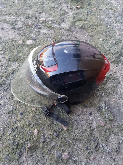 Продам шолом для скутера