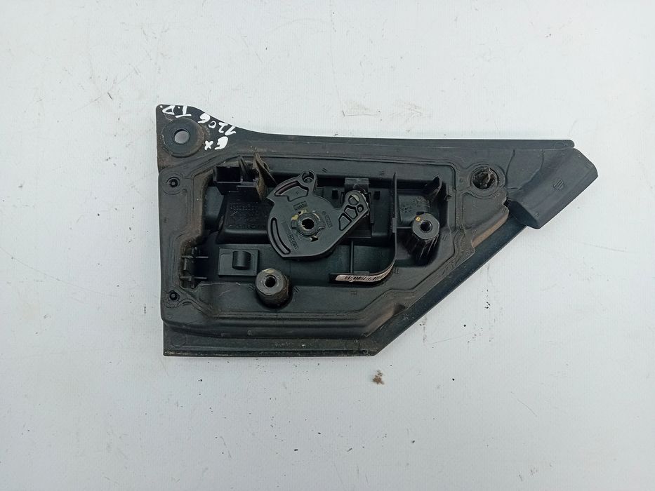 Puxador porta trás direito RENAULT Twingo III (BCM_)