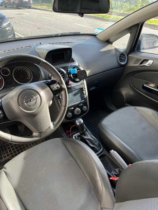 Opel Corsa 1.3 CDTI Cosmo 90cv – 5P, Muito Económico