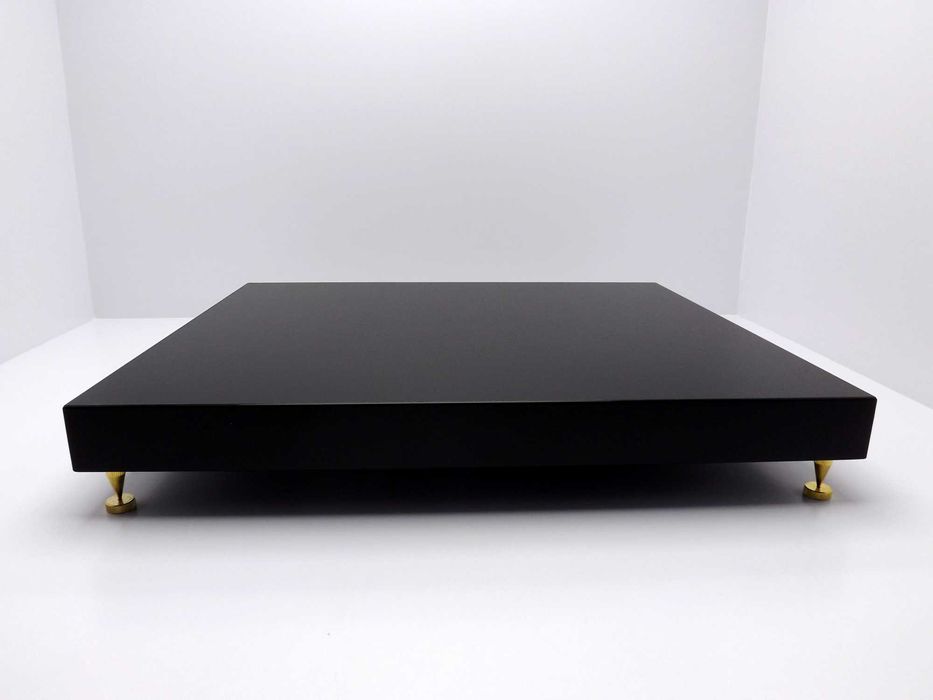 Nowa platforma podstawa pod gramofon na regulowanych kolcach