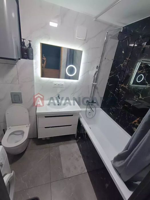 Продам 2к квартиру на пр. Поля/Тітова/парк Пісаржевського/сосенки