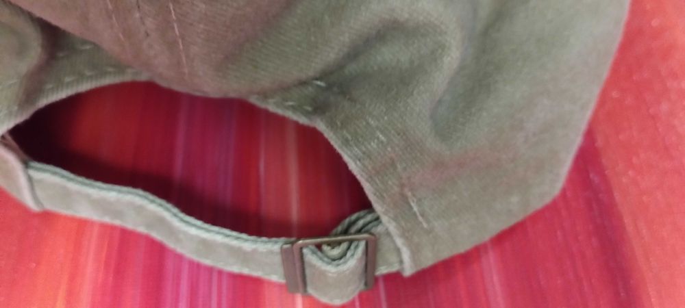 Czapka typ myśliwski bawełna 1 kl. + pamiątkowy medal FBI + upominek