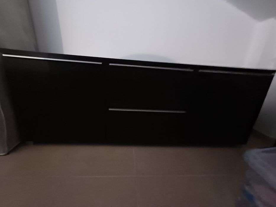 Móvel LASKASAS  com prateleiras e gavetas