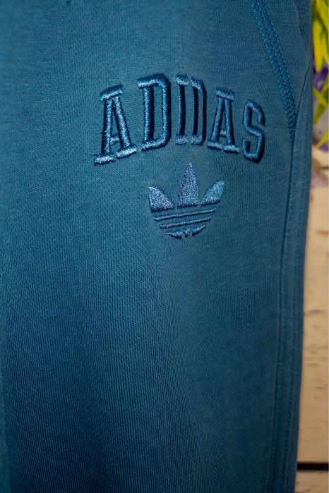 Adidas damskie niebieskie (turkusowe) spodnie dresowe-joggers