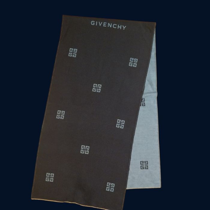 Szalik unisex Givenchy