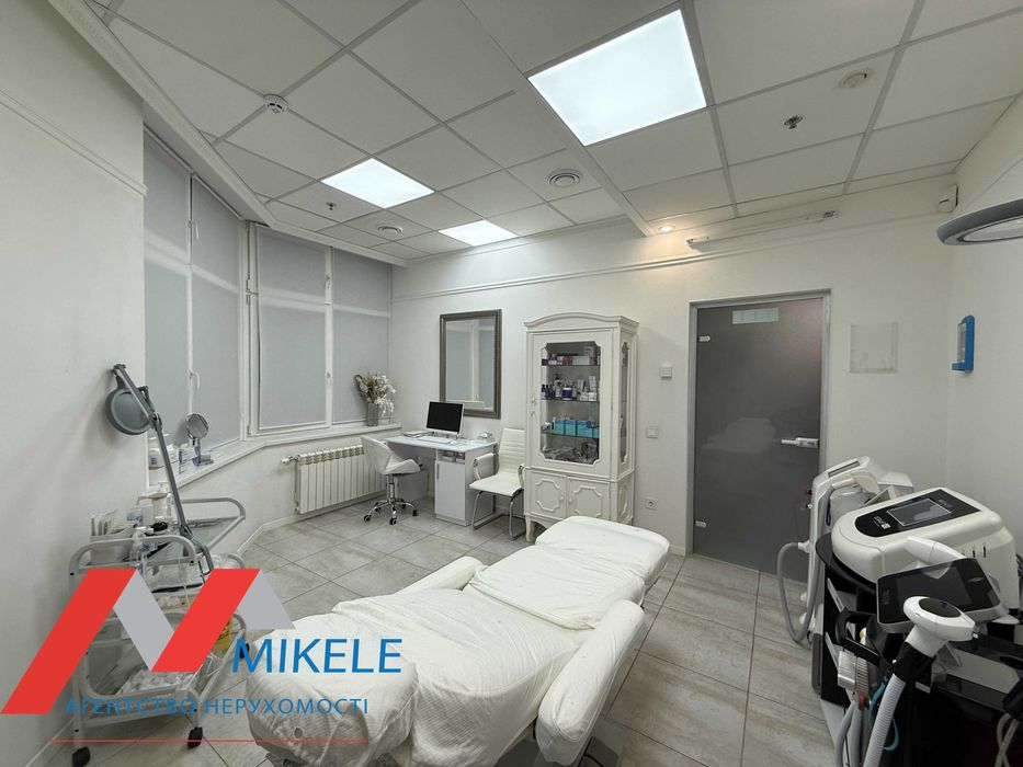 Приміщення 190м2 Дніпровська набережна 25-Б м. Осокорки ТЦ River Mall