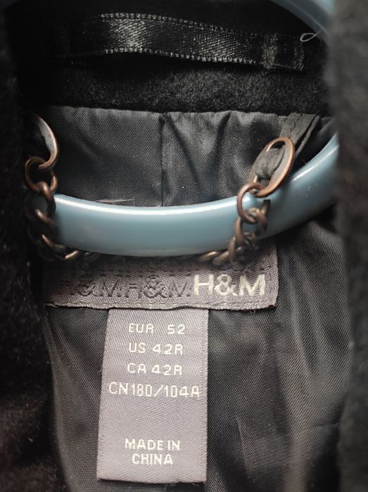 Пальто осіннє.         .