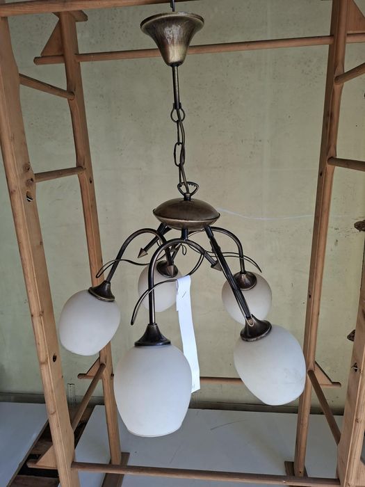Lampy, żyrandole