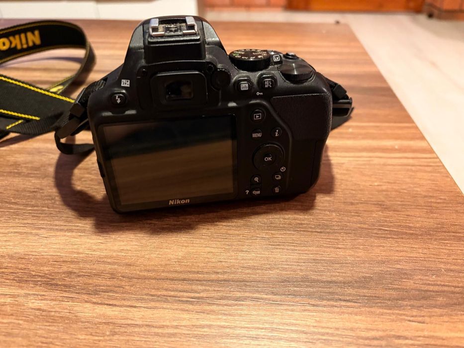 Lustrzanka nikon D3500