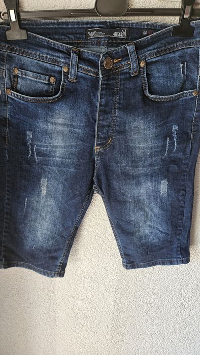 Krótkie spodenki bermudy szorty Armani Jeans roz 31