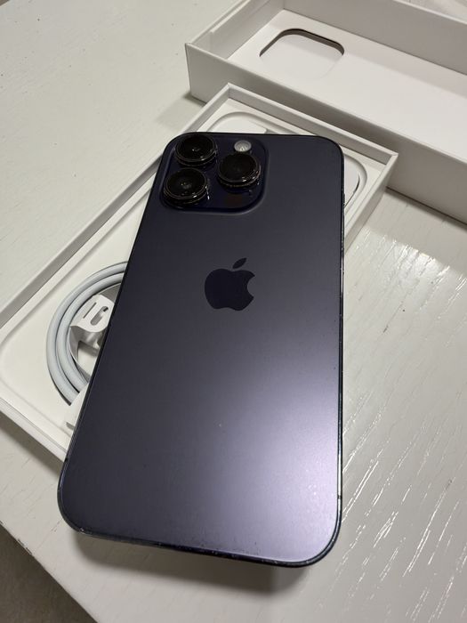 iPhone 14 Pro, 128 GB, Deep Purple (ciemnofioletowy).
