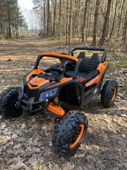 Auto na akumulator Buggy 4x4 Defend