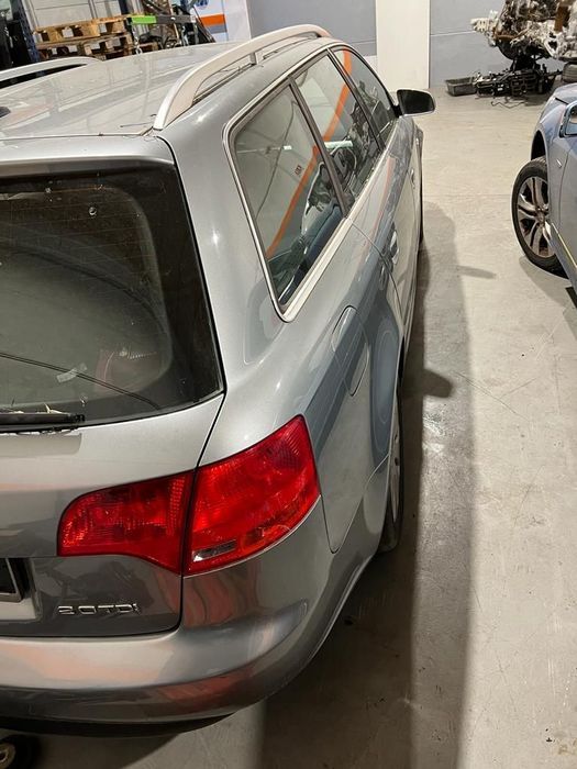 Áudio A4 carrinha Sw 1.9 Tdi de 2007 para peças
