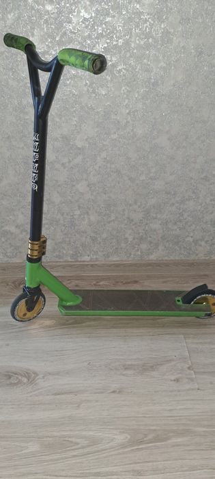 Трюковый самокат Explore LEIDART PRO