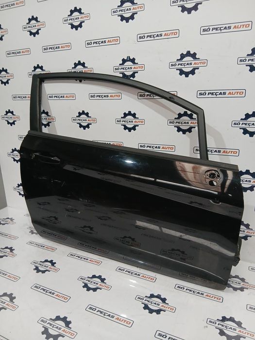 PORTA FRENTE DIREITA PRETA FORD FIESTA MK3 ANO: 2016