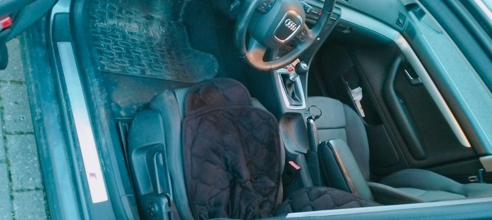 Audi A4 B7 Avant s line 170CV