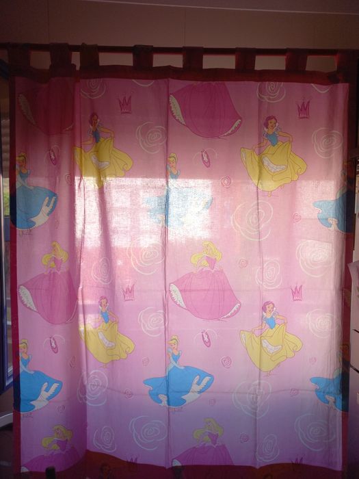 Cortinas decorativas princesas da Disney