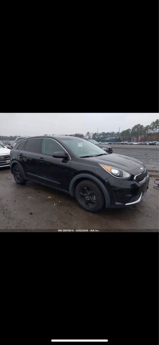 Разборка Kia Niro дверь капот фара крыло бампер батарея сцепление люк