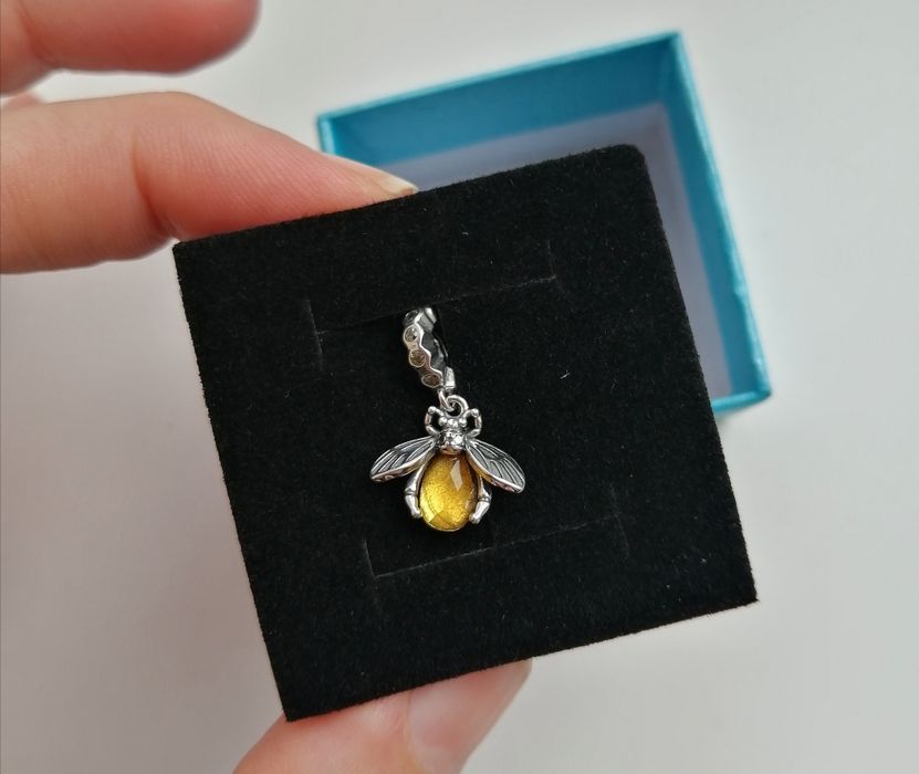 Кулон шарм бджілка срібний, вінтажна колекція, мед, подарунок дівчині