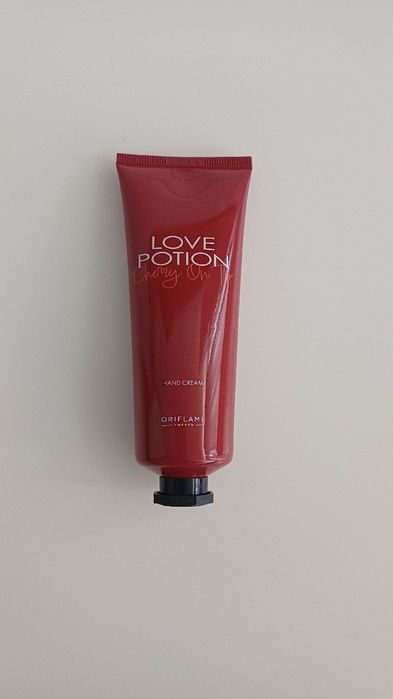 Oriflame Krem Do Rąk Love Potion Cherry On Top 75ml
